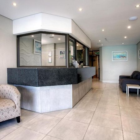 Marine Lodge East London Bagian luar foto