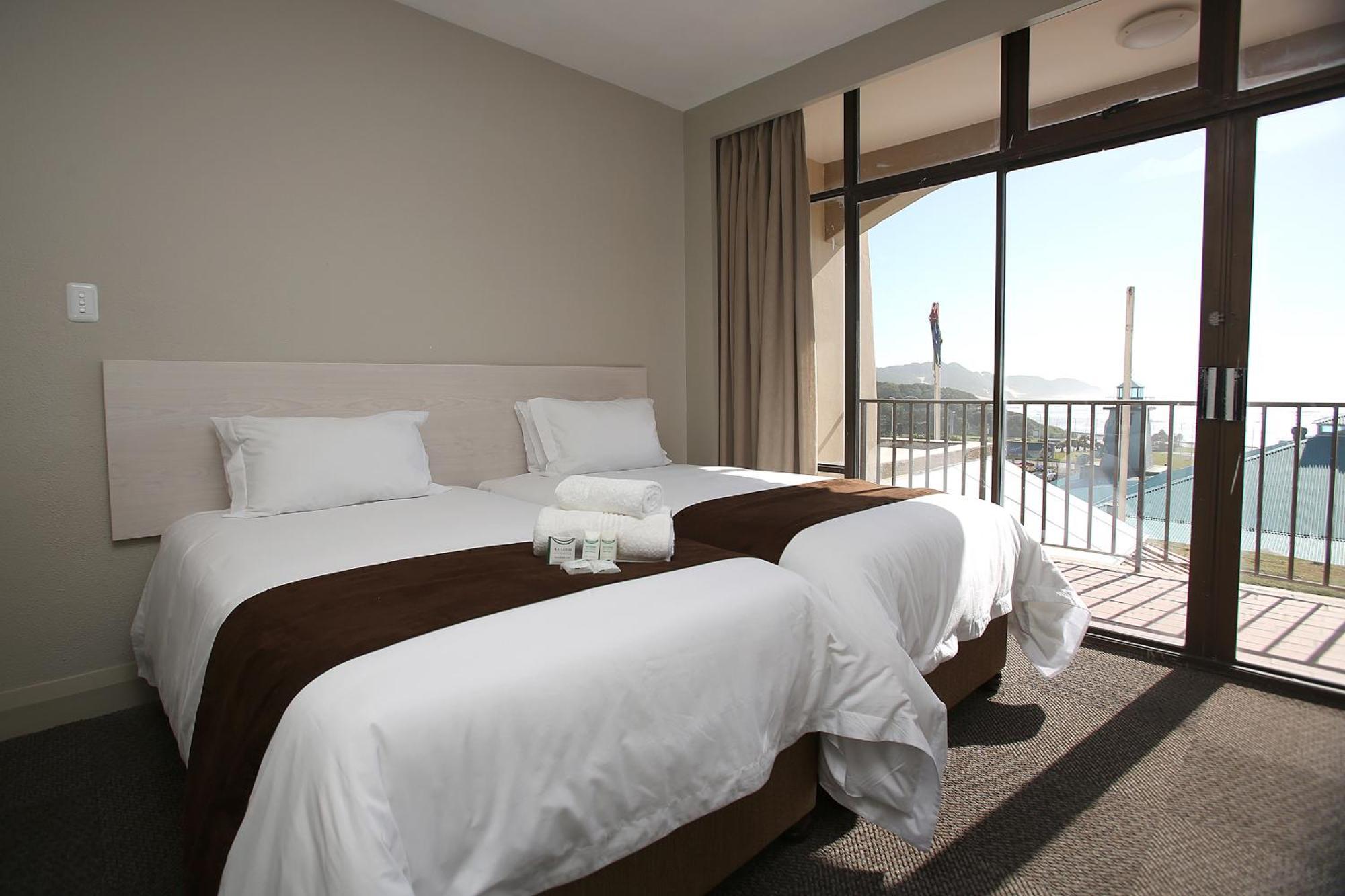 Marine Lodge East London Bagian luar foto